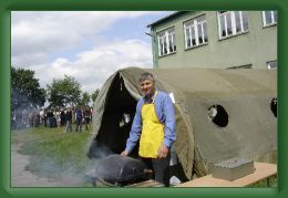 DSC00887 * 2592 x 1728 * (2.18MB)