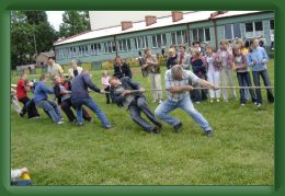 DSC00916 * 2592 x 1728 * (2.5MB)