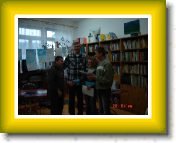 DSC00286 * CIL - dzieciom. Ernest odbiera nagrod�. * 1280 x 960 * (601KB)