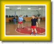 DSC00301 * Dzie� Dziecka na sportowo. W ktorym butiku mo�na kupi� takie sp�dniczki? * 1280 x 960 * (577KB)