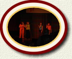 Nadzieja Rzeczniowskiej piosenki od lewej Ewa, Natalia, Agnieszka i Paulina, zauwa�one przez publiczno��,  -;)