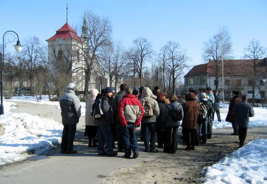 Spacerkiem po Pi�czowie w oczekiwaniu na wyniki
